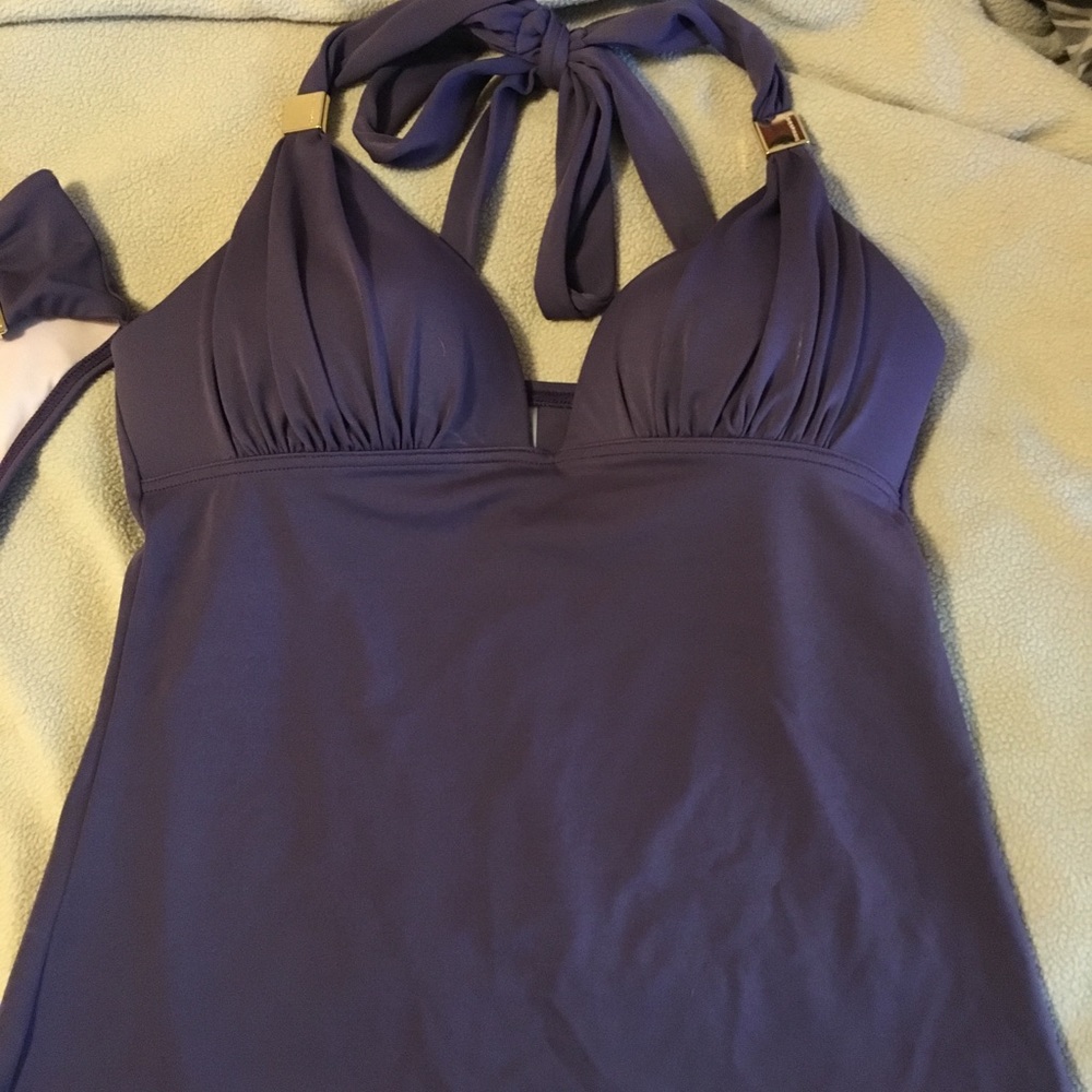 Victoria’s Secret bathing suit 👙